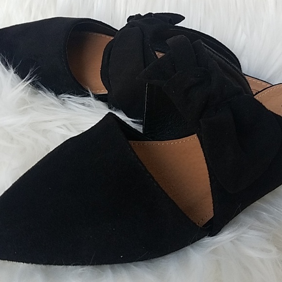 Black Knot Pointed Toe Mule Sandal - Picture 5 of 7